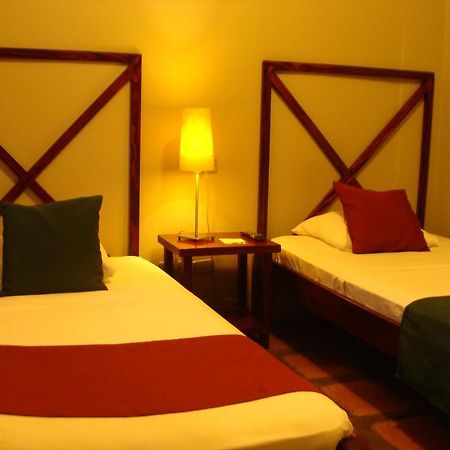 Hotel ליברייה מראה חיצוני תמונה