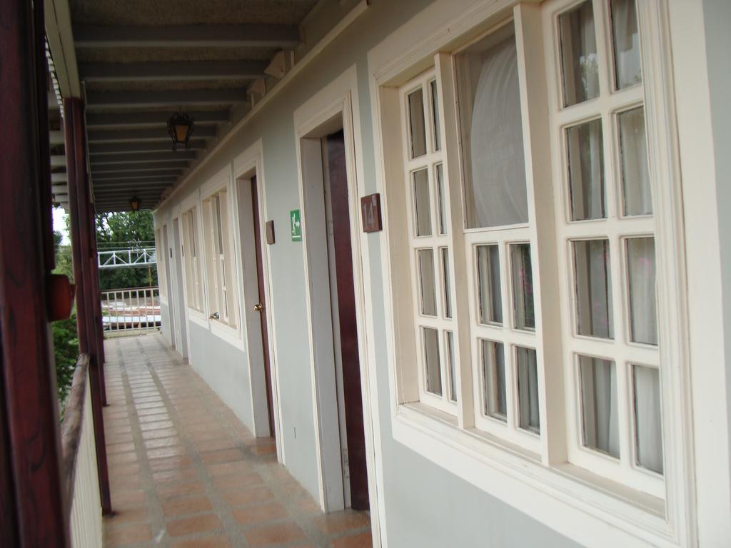 Hotel ליברייה מראה חיצוני תמונה