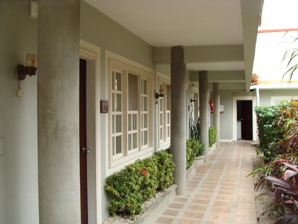 Hotel ליברייה מראה חיצוני תמונה