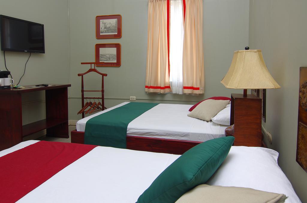Hotel ליברייה חדר תמונה